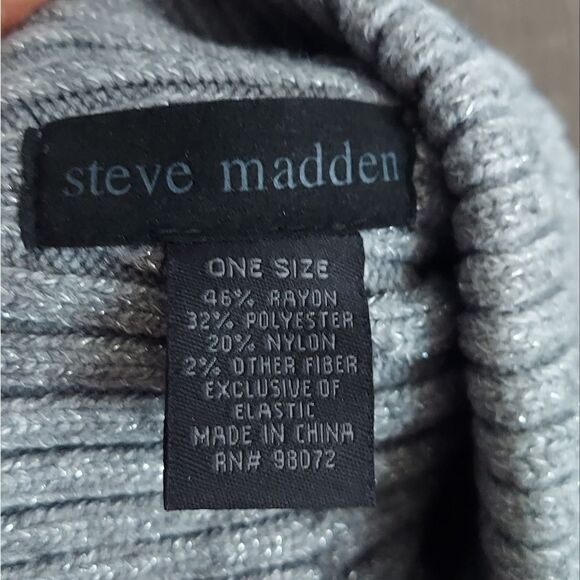 Steve Madden Light Grey Glitter Ribbed Knit Winter Hat For Women - Picture 4 of 4